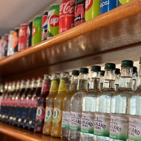 エイコーン ロッジ ガトウィック ホーリー エクステリア 写真